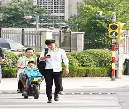 遠(yuǎn)程監(jiān)控,報警巡邏,清機(jī)加鈔,清分整點,憑證寄庫,頭寸箱寄庫,商鋪安保,智能家居